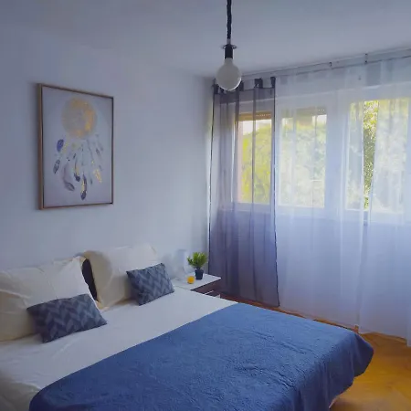 Self Check In Two Bedroom In سبليت